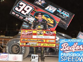 210419 Anthony Macri races by Rico Abreu to claim Johnny Grum Classic at Bedford Speedway (678)
