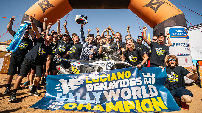 231019 Luciano Benavides - Husqvarna Factory Racing - FIM World Rally-Raid Champion [678]